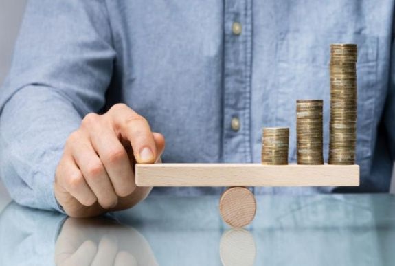 Áprilisban 2,7 százalékra mérséklődött az éves inflációs ráta