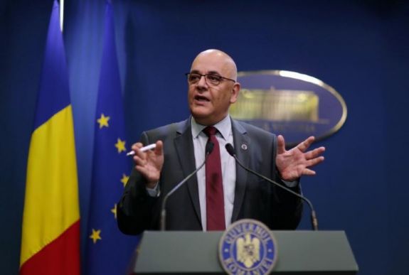 Ezt ajánlja Raed Arafat a személyautóval utazóknak