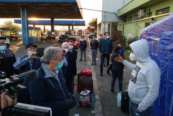 FRISSÍTVE – Marcel Vela: további öt határátkelőt nyitnak meg Románia és Magyarország között