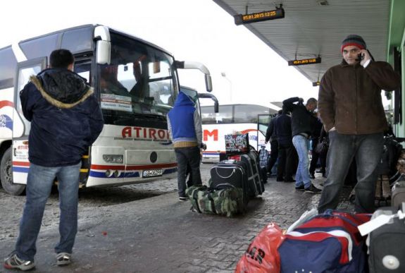 Bajban a brit mezőgazdaság: nagyon kevés a román és bolgár idénymunkás