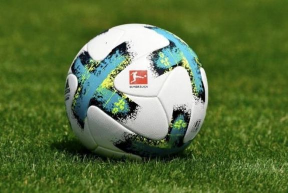 Bundesliga: gyászszünettel emlékeznek a koronavírus áldozataira