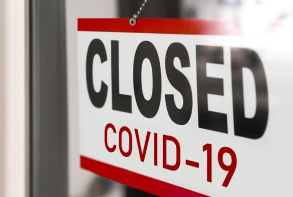 Hatvanhét nap alatt 400 ezer munkahely szűnt meg Romániában