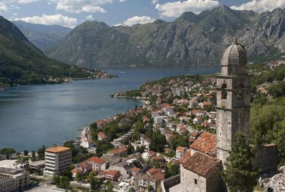 Montenegró megnyitja határait az alacsony fertőzöttségű országok turistái előtt