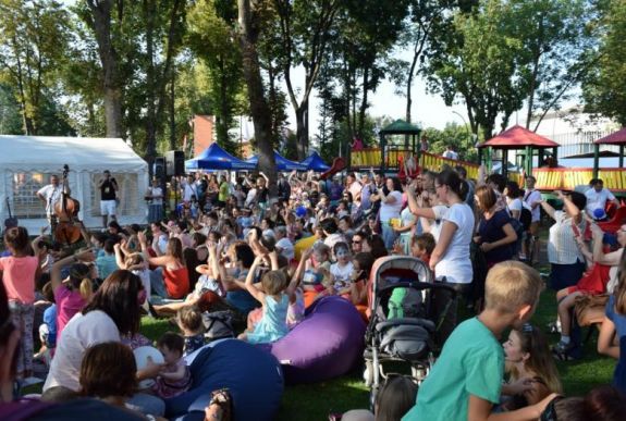 Szeptemberig nem engedélyeznék az ezer főnél népesebb tömegrendezvényeket