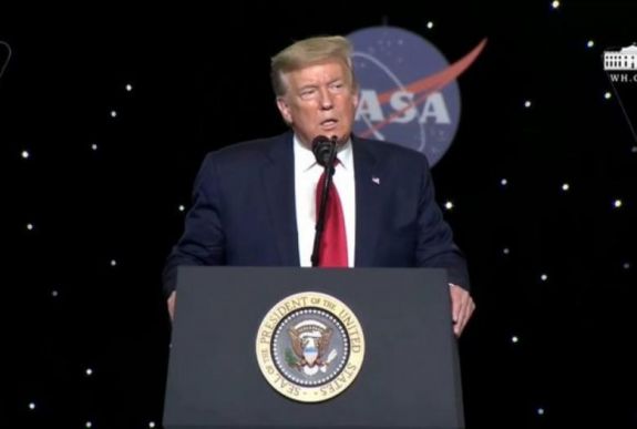 Zavargások Minneapolisban: Trump gyűlölködés helyett megbékélésre szólította fel a tüntetőket