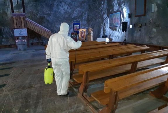 Három hónap után ismét megnyitják a látogatók előtt a parajdi sóbányát