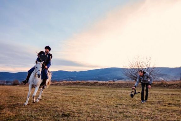 Hány lábon állnak az erdélyi filmesek? Körkép készült a szakmáról