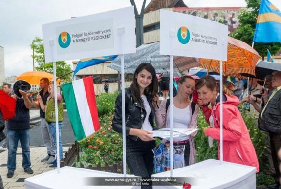 A polgári kezdeményezések határidejének meghosszabbítása mellett döntött az EP