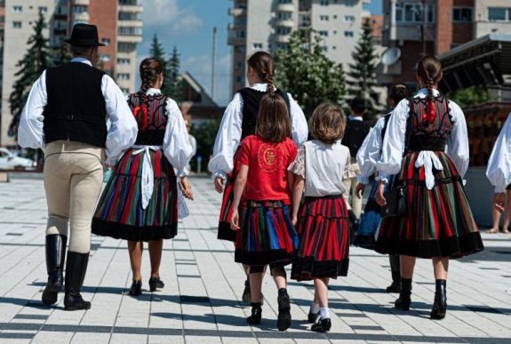 Megtartják pénteken a Székely Népviselet Napját Hargita megyében