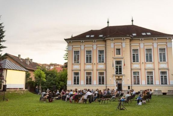 KultúrPark és Outdoor Cinema: szabadtéri programsorozat indult Sepsiszentgyörgyön