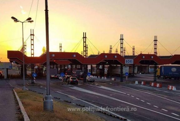 Aggódnak és pontosításokra várnak a magyar-román határon át ingázók