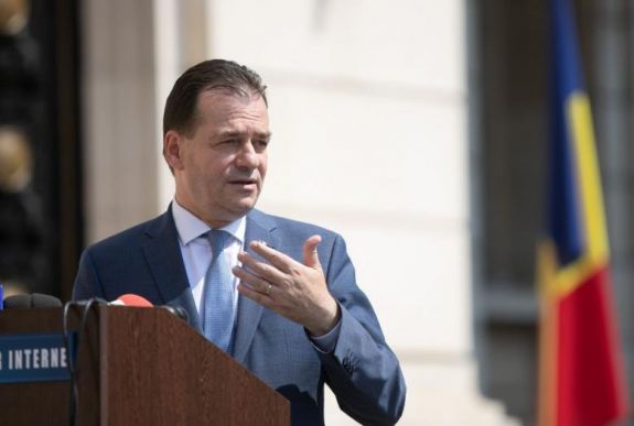 A kormányfő a koronavírusos betegek és kontaktjaik „listázására” szólított fel