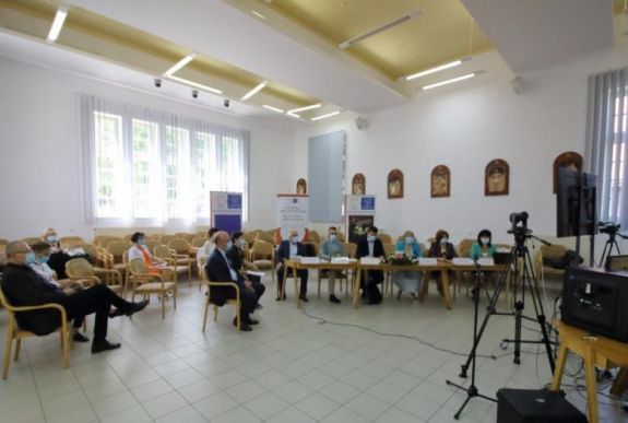 Csíkszeredai Kórháznapok: el kell kerülni az egészségügyi dolgozók kimerülését