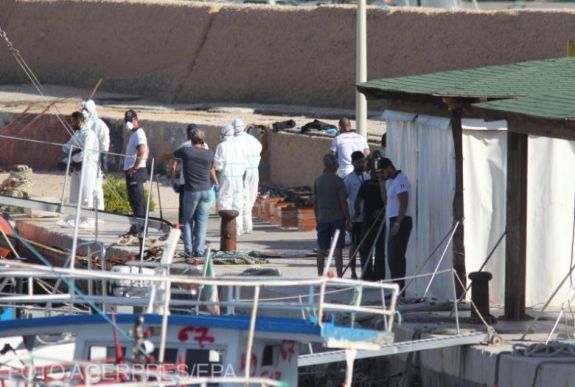 Fél nap alatt tizennégy hajó kötött ki Lampedusán