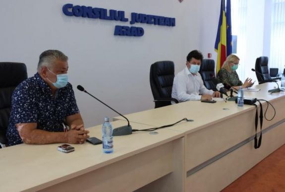 Koronavírusosak lettek egy Arad megyei település önkormányzati vezetői