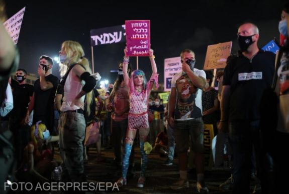 Ismét Netanjahu-ellenes tüntetések voltak Izraelben a járvány miatt