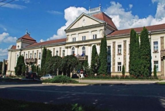 Pénzhez jutottak a csíkszeredai kulturális intézmények