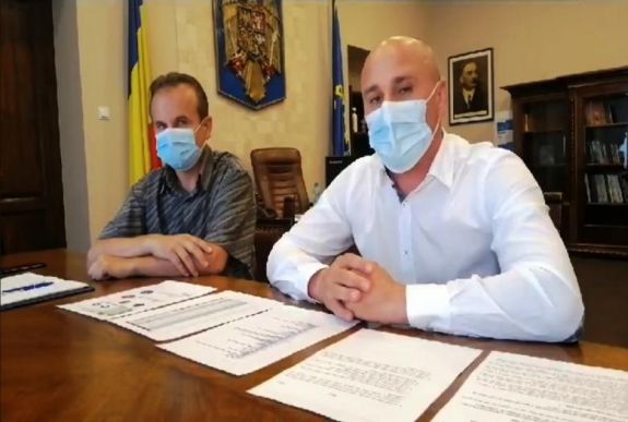 Kötelező lesz a kültéri maszkviselés az egyik legnagyobb erdélyi megyében