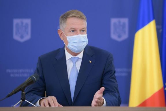 Iskolakezdés: helyesbítést adott ki az elnöki hivatal, Iohannis elnézést kért