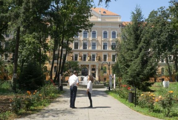 Erdély legjei – Bihar megye: a nagyváradi barokk palota és az Ady Endre Emlékmúzeum (VIDEÓ)