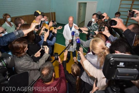 Mentőhelikoptert küld Navalnijért egy német alapítvány