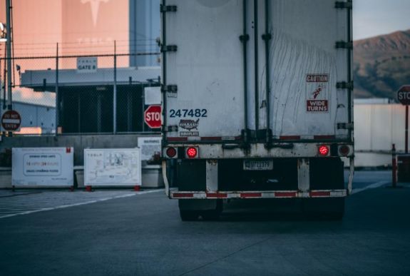 Fuvarozás az EU-ban: Románia megtámadja a bíróságon az európai Mobilitási Csomagot