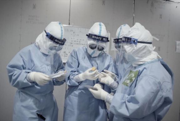 A koronavírus miatt lezárt Vuhanról készült dokumentumfilm