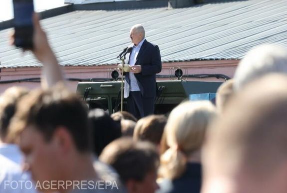 Ukrajna szünetelteti kapcsolattartását Fehéroroszországgal