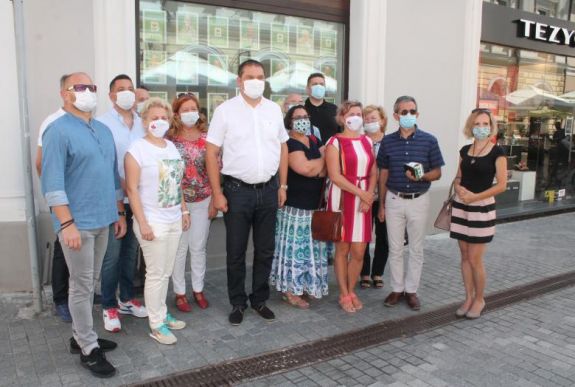 Új kampányirodában várják a nagyváradiakat az RMDSZ jelöltjei