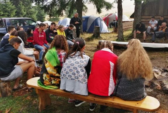 A szilágyerkediek az idősek és a fiatalok sorsának segítéséért pályáznak