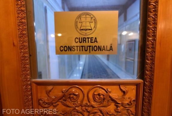 Megtámadta a kormány a gyerekpénz megduplázását az alkotmánybíróságon
