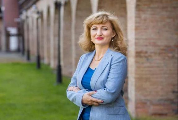 Felmérés: Soós Zoltán fő kihívója Marosvásárhelyen Theodora Benedek