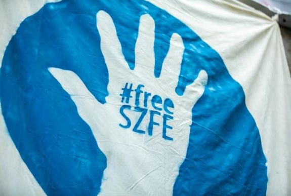 Székelyföldi színházigazgatók is kiálltak az SZFE-s hallgatók mellett