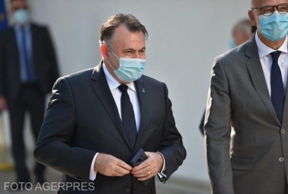 Üzent a tanévkezdés előtt az egészségügyi miniszter: a szabályok betartására szólított fel