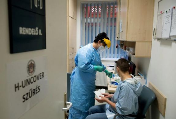 Rekordot döntött a koronavírus-fertőzöttek napi száma Magyarországon
