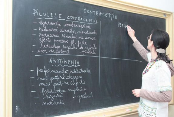 Alkotmányos az iskolai egészségügyi nevelés bevezetéséről szóló törvény