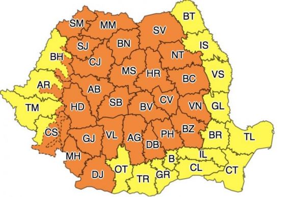 Figyelmeztetnek a meteorológusok: országszerte begorombul az időjárás