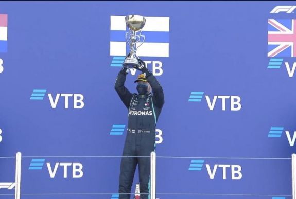 Forma–1: Bottas nyert Hamilton büntetése után Szocsiban