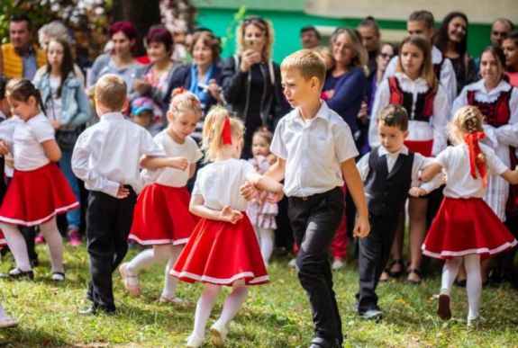 Receptre kellene felírni a magyar népmesét egy mesemondó szerint