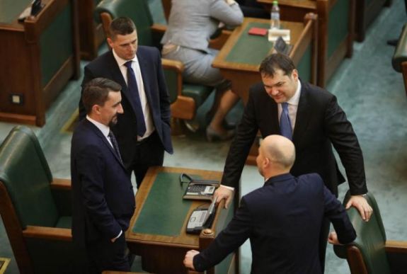 Parlamenti választások: elkezdődött a jelöltaspiránsok rangsorolása az RMDSZ-ben