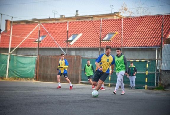 Szenátus: 300 lejes támogatásban részesülhetnek a sportoló diákok