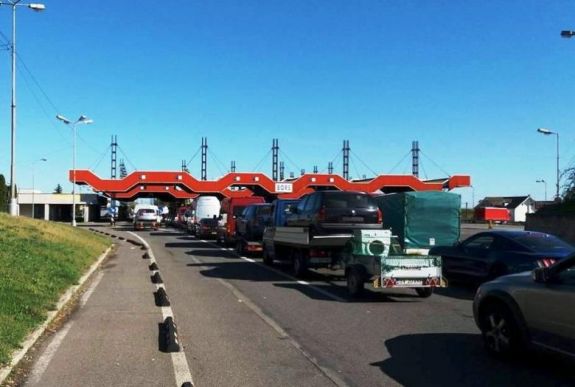 Az elmúlt 24 órában 61 külföldi állampolgárt nem engedtek be az országba