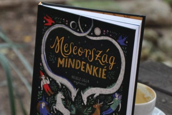 Több mint ezer magyar pszichológus állt ki a Meseország mindenkié című kötet mellett