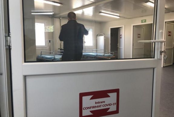 Nőtt a kritikus állapotú fertőzöttek száma, megtelt a sepsiszentgyörgyi kórház intenzív osztálya