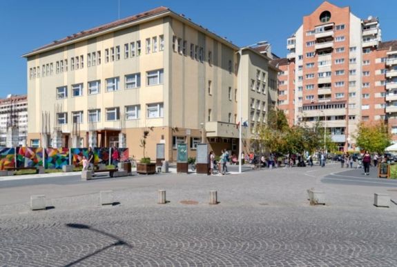 Mégsem függesztik fel az oktatást az összes csíkszeredai tanintézményben