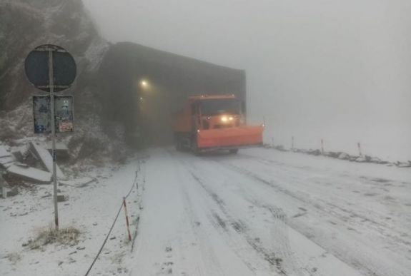Beállt a tél a transzfogarasi úton