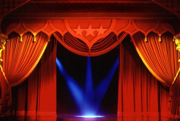 Pengő Zoltán: Hamlet Abszurdisztánban