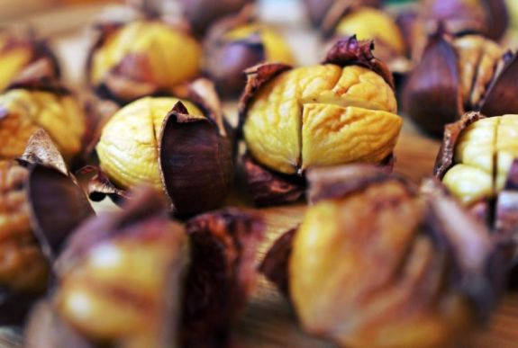 Kedveli a sült gesztenyét? Mutatjuk, hogyan készítsen otthon