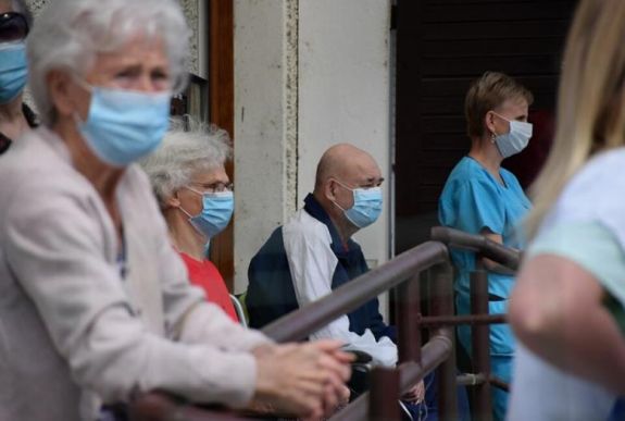 Tudósok megvizsgálták a maszkviselés hatékonyságát – ezek az eredmények