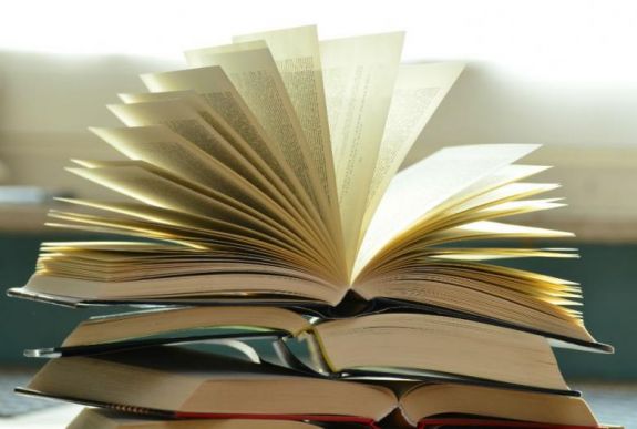 „Független, szubjektív és válogatós”: elindult a Könyvterasz irodalmi portál